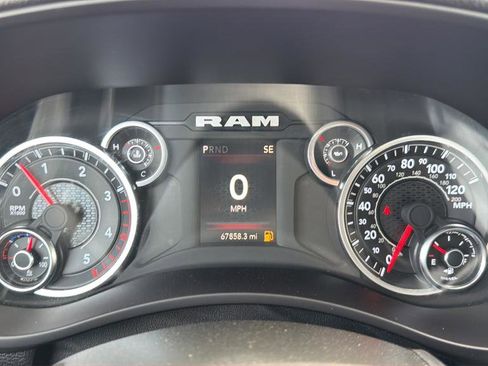 Used 2024 RAM 2500 Big Horn w/ Off Road Package AWD/4WD image 10