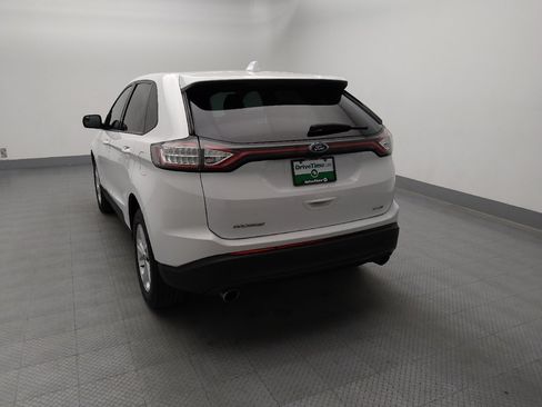 Used 2017 Ford Edge SE AWD/4WD image 6