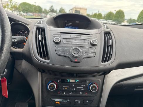 Used 2018 Ford Escape SE AWD/4WD image 15