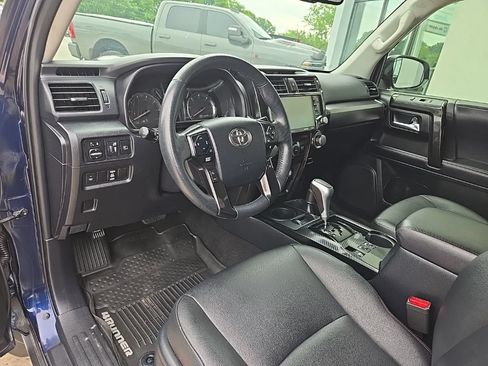 Used 2020 Toyota 4Runner TRD Off-Road Premium w/ Moonroof Package AWD/4WD image 36
