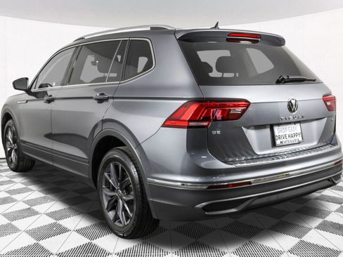 Used 2022 Volkswagen Tiguan SE AWD/4WD image 19