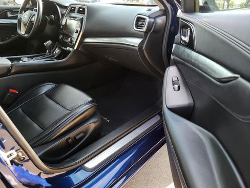 Used 2022 Nissan Maxima SV w/ Floor Mat Group image 13