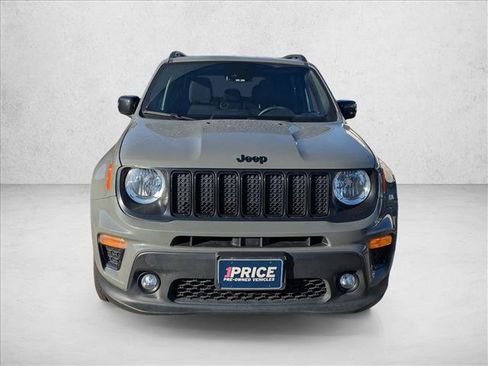 Used 2022 Jeep Renegade Altitude w/ Sun/Sound Group AWD/4WD image 2
