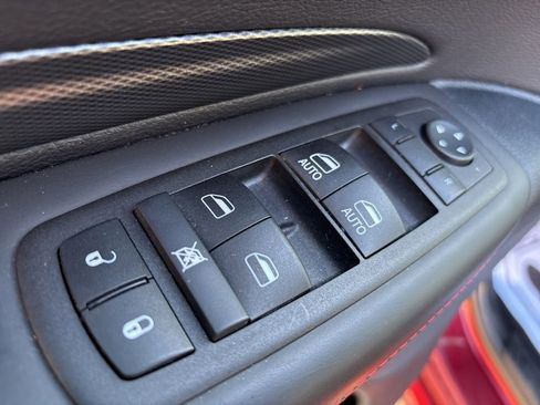 Used 2024 Dodge Durango GT image 17