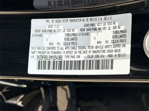 Used 2021 MAZDA MAZDA3 s image 30