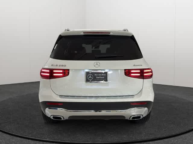 Certified 2026 Mercedes-Benz GLB 250 4MATIC image 5