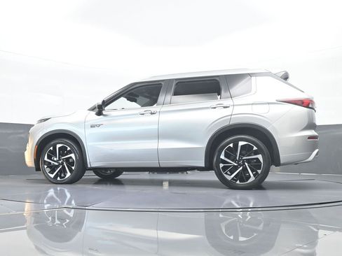 Used 2023 Mitsubishi Outlander SEL image 72