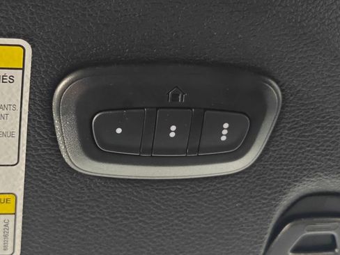 Used 2023 Jeep Gladiator Sport AWD/4WD image 9
