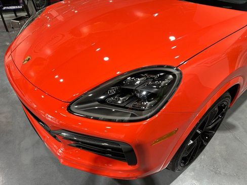 Used 2021 Porsche Cayenne Coupe AWD/4WD image 14