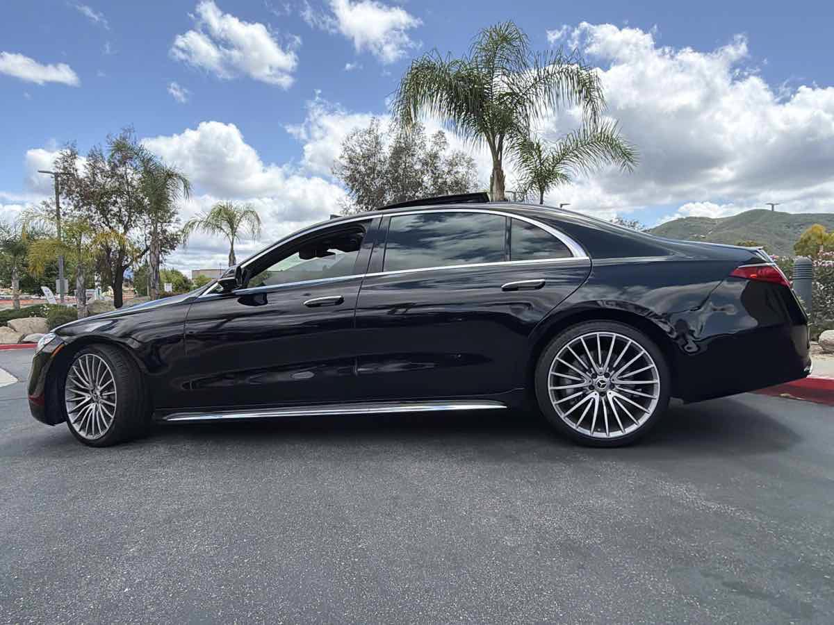 Used 2023 Mercedes-Benz S 500 4MATIC w/ AMG Line image 19