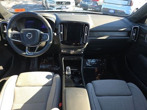 Certified 2023 Volvo XC40 Recharge Ultimate w/ Protection Package Premier image 25