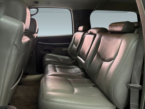 Used 2003 GMC Yukon XL SLT w/ 1SC Preferred Equipment Group image 13