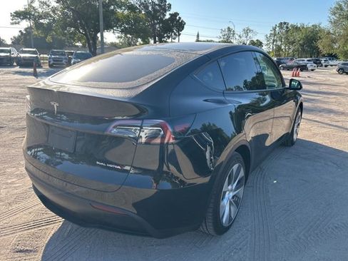 Used 2023 Tesla Model Y Long Range image 4