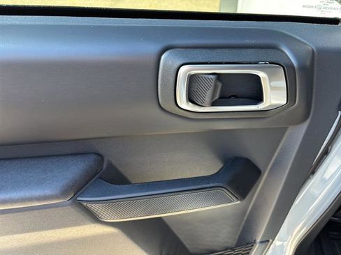 New 2026 Ford Bronco Badlands w/ Sasquatch Package image 16