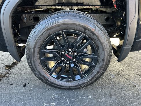 New 2026 GMC Sierra 1500 Elevation image 12