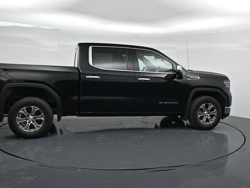 Used 2025 GMC Sierra 1500 SLT RWD image 8