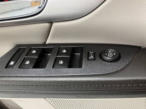 Used 2016 GMC Terrain SLT AWD/4WD image 25