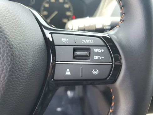 Certified 2025 Honda HR-V Sport image 28