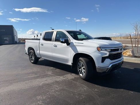 Used 2026 Chevrolet Silverado 1500 LT w/ Safety Package image 7