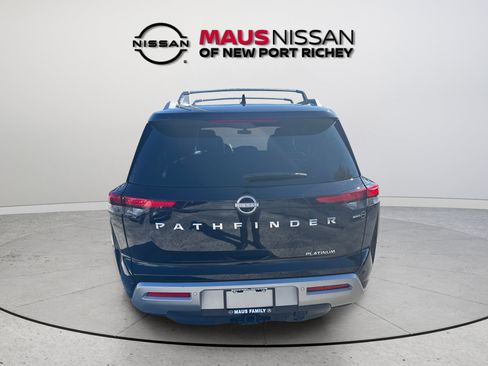 Certified 2025 Nissan Pathfinder Platinum w/ Cargo Package FWD image 12