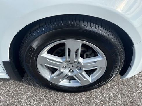 Used 2011 Honda Odyssey Touring image 12