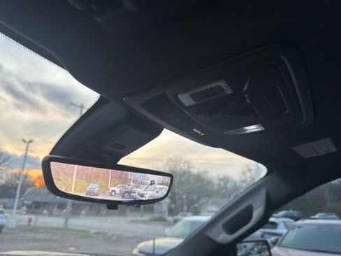 Used 2022 GMC Sierra 1500 AT4 w/ AT4 Premium Package image 14