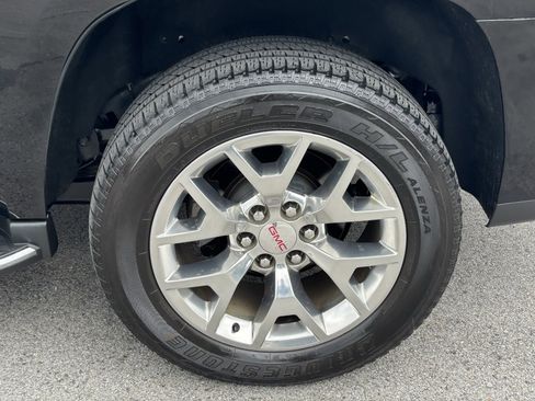 Used 2016 GMC Yukon SLE w/ HD Trailering Package image 25