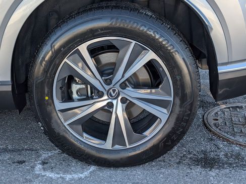 Used 2023 Lexus RX 350 Premium w/ Accessory Package image 10