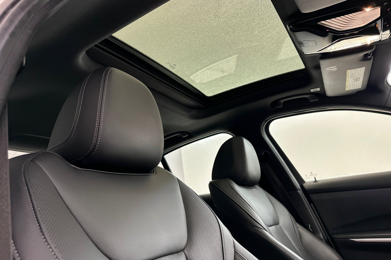 Certified 2024 BMW 330i Sedan w/ Premium Package RWD image 24
