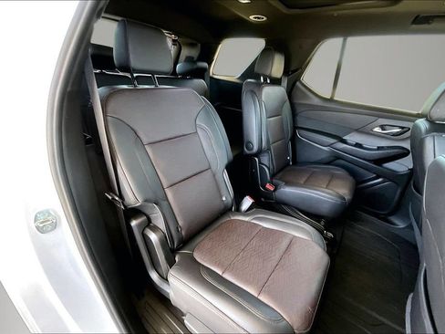 Used 2023 Chevrolet Traverse High Country AWD/4WD image 25