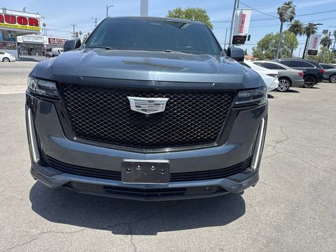 Used 2021 Cadillac Escalade ESV Sport w/ Driver Assist Tech Package AWD/4WD image 2