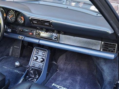 Used 1987 Porsche 911 Carrera RWD image 75