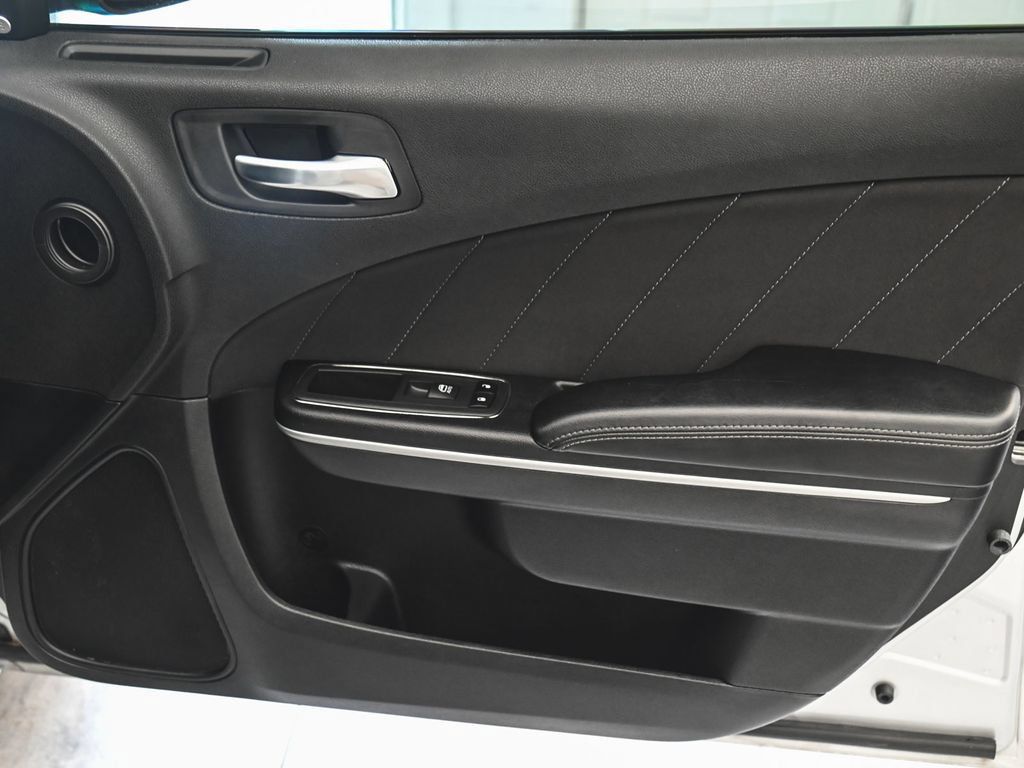 Used 2021 Dodge Charger Scat Pack RWD image 11