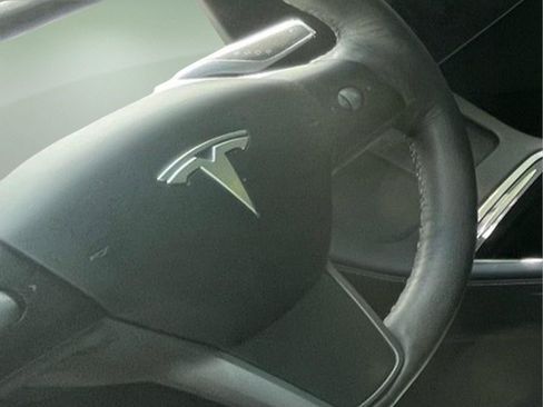 Used 2023 Tesla Model 3 Standard Range RWD image 19