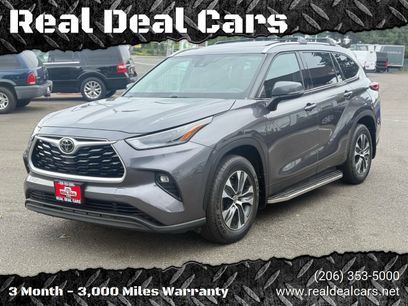 Used 2021 Toyota Highlander XLE
