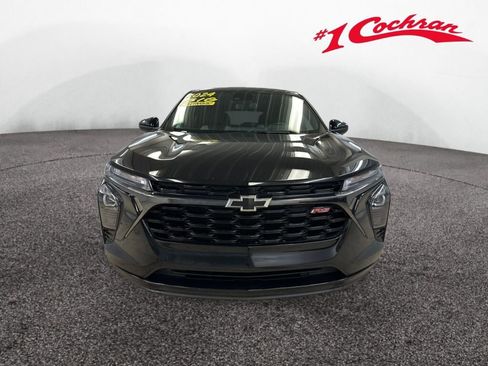 Certified 2024 Chevrolet Trax RS w/ Driver Confidence Package image 28