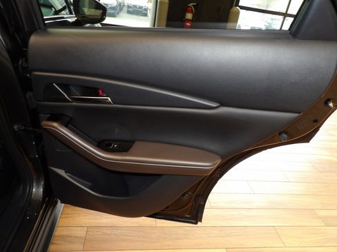 Certified 2025 MAZDA CX-30 2.5 Turbo w/ Premium Package image 16