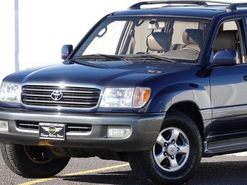 Used 2002 Toyota Land Cruiser AWD/4WD image 14