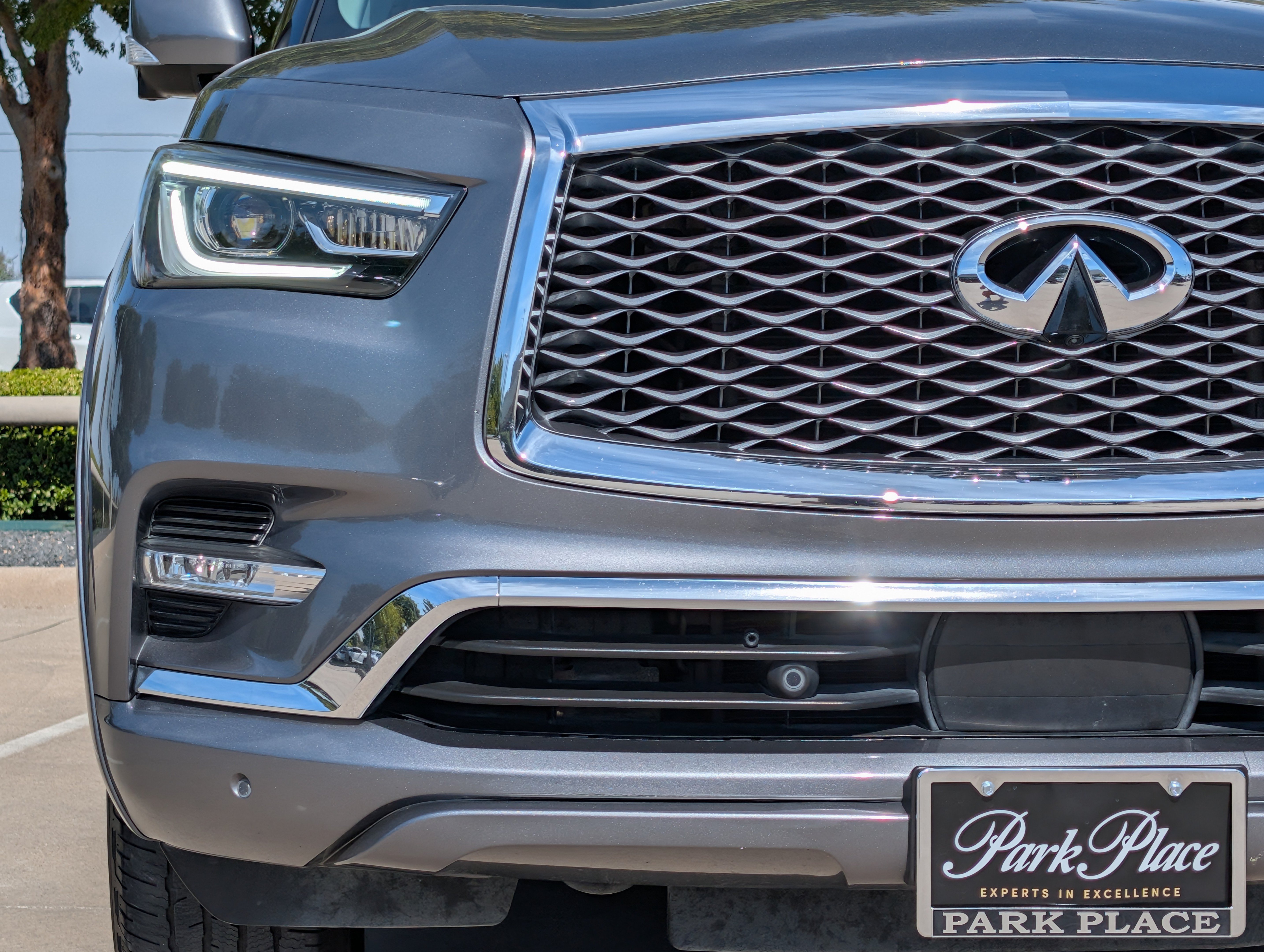 Used 2021 INFINITI QX80 Luxe w/ Cargo Package RWD image 9