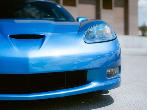 Used 2008 Chevrolet Corvette Coupe w/ Preferred Equipment Group image 16