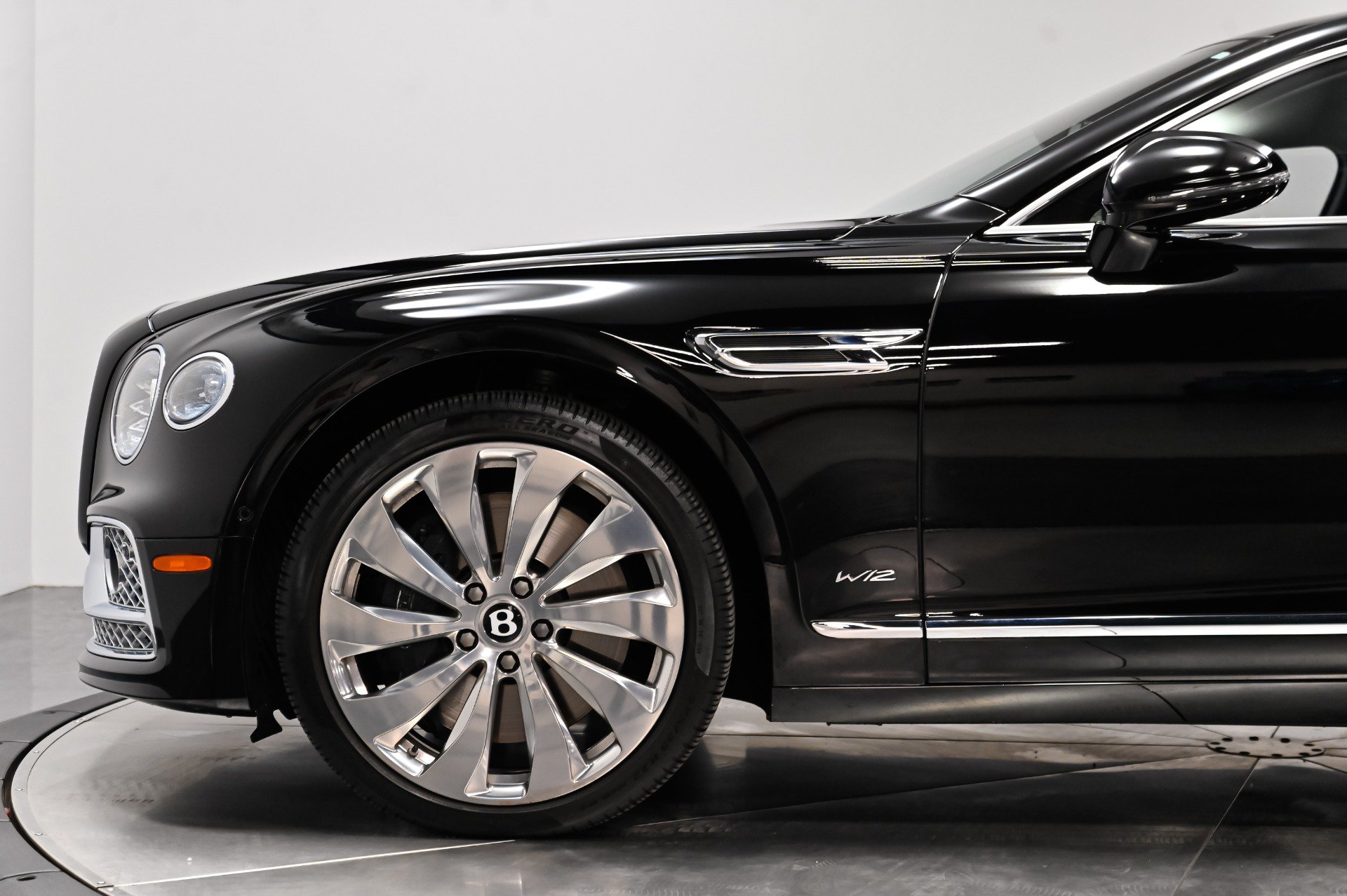 Used 2020 Bentley Flying Spur W12 AWD/4WD image 31