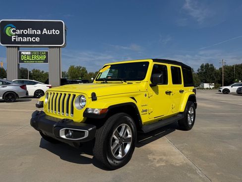 Used 2022 Jeep Wrangler Unlimited Sahara AWD/4WD image 1