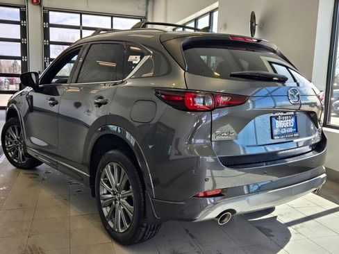 New 2025 MAZDA CX-5 Signature image 12