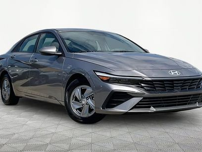 Certified 2024 Hyundai Elantra SE