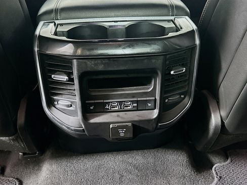 Used 2019 RAM 1500 Laramie RWD image 28