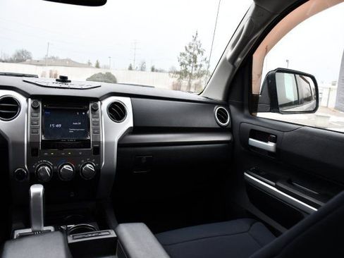 Used 2016 Toyota Tundra SR5 w/ TRD Off Road Package image 18