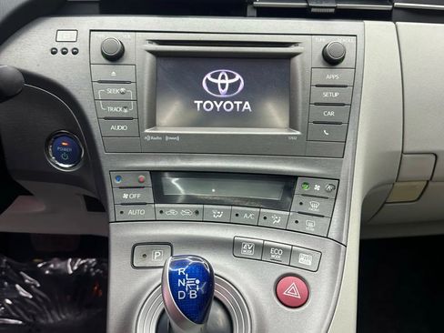 Used 2013 Toyota Prius Three w/ Solar Roof Pkg image 15