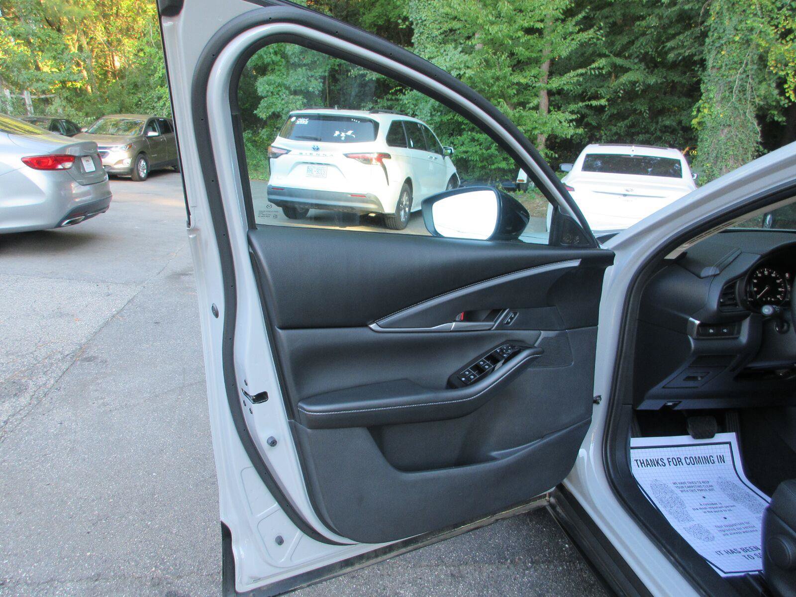 Used 2025 MAZDA CX-30 AWD 2.5 S w/ Select Sport Pkg image 9