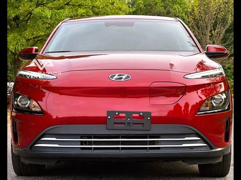 Used 2023 Hyundai Kona SE image 5