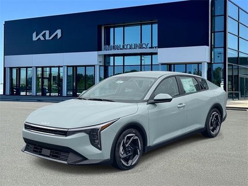 New 2026 Kia K4 EX image 8